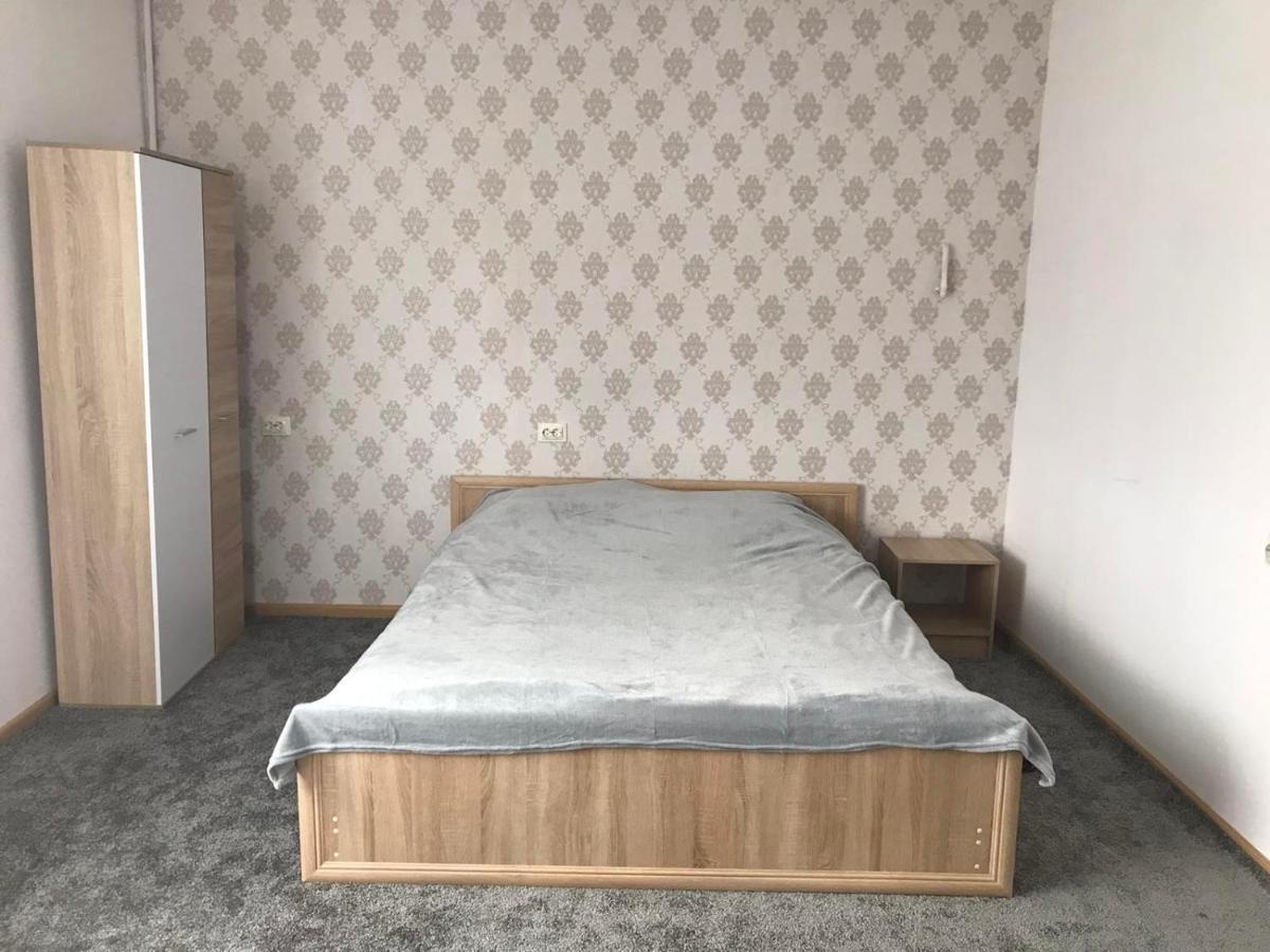 Apartment On Grushevskogo Kalush Zewnętrze zdjęcie